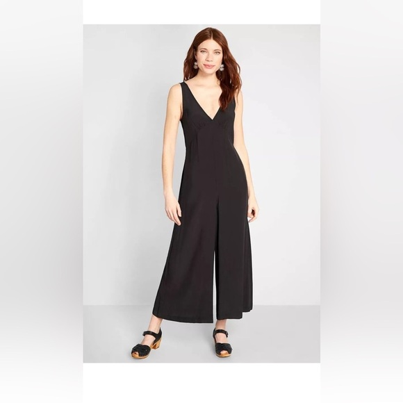 Modcloth Pants - ModCloth Womens One Piece Black Jumpsuit Size XS B11